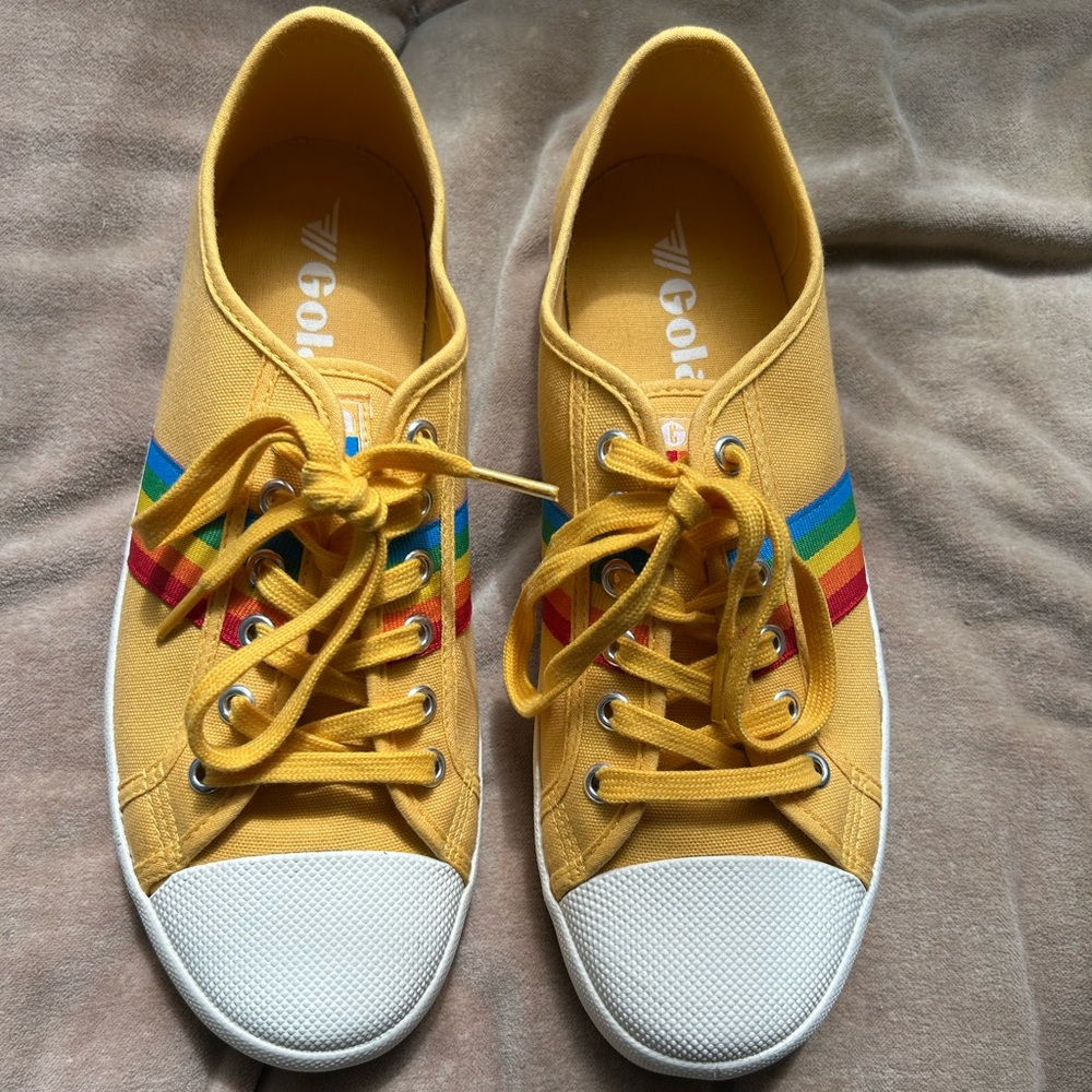 Women’s Gola yellow/gold rainbow coaster sz 9